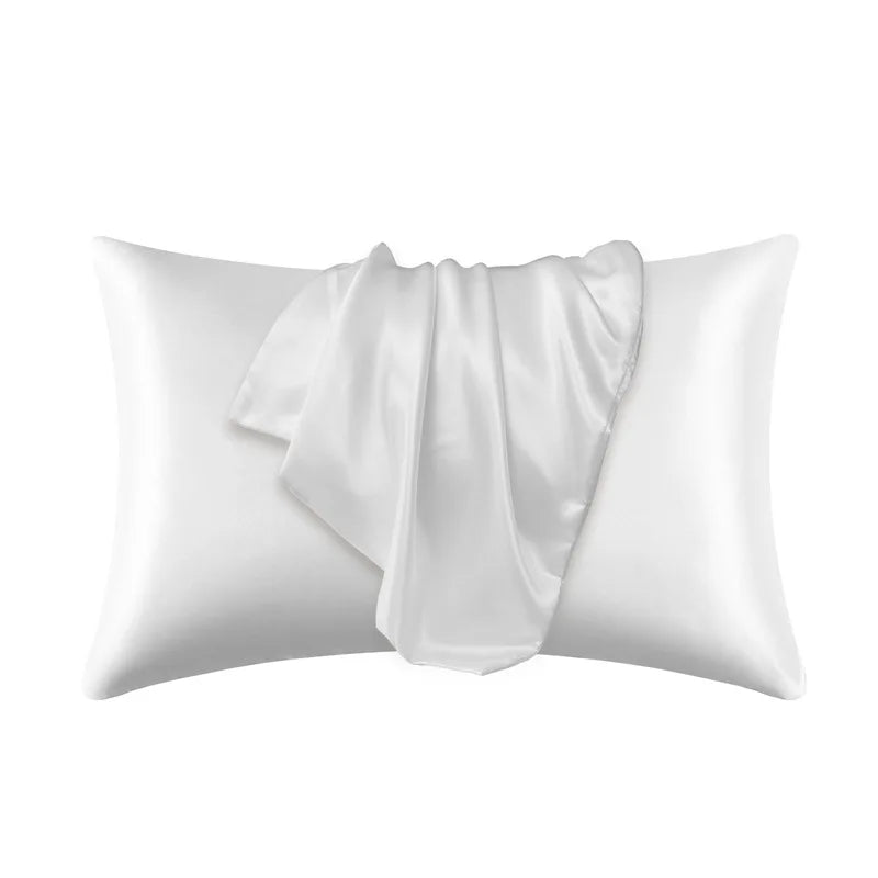 Tyynyliina 100 % mulberry-silkkiä – lempeä iholle ja hiuksille