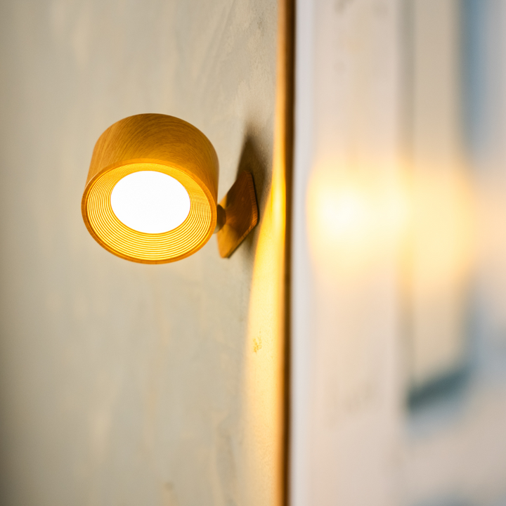 Langaton LED-seinävalaisin 360° kääntyvällä päällä, kosketushimmennin, 3 väriä