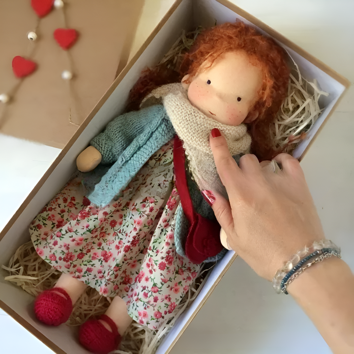 Käsintehty Waldorf Sylidukke