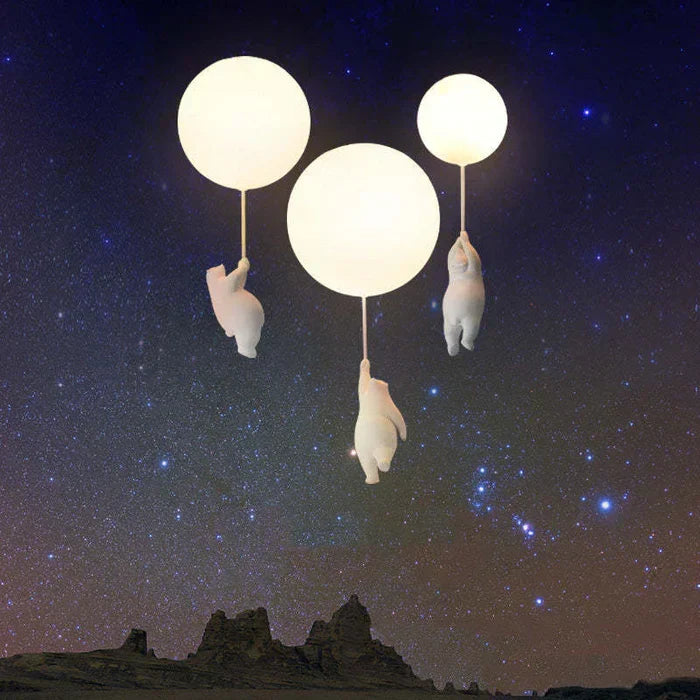 Lasten kattolamppu, jossa karhu ja pallo | CloudBear