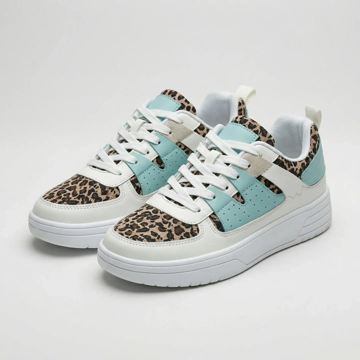Bloompace - Color-Block Low-Top Lace-Up Sneaker