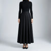 Korkea-vyötäröinen pleated midi-hame