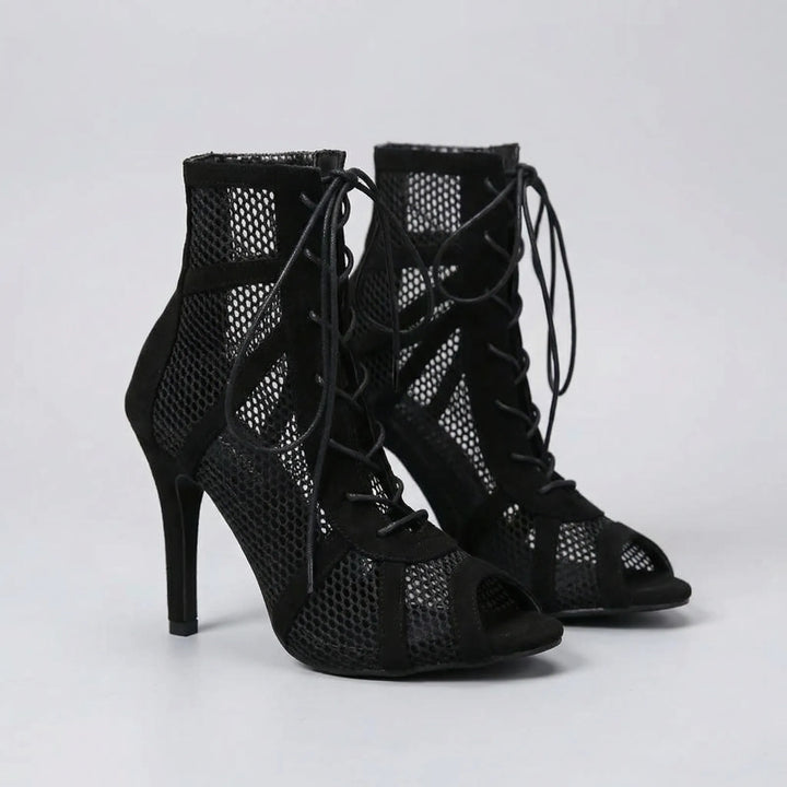 Straxelle - Pointed Toe Stiletto Heel Bootie