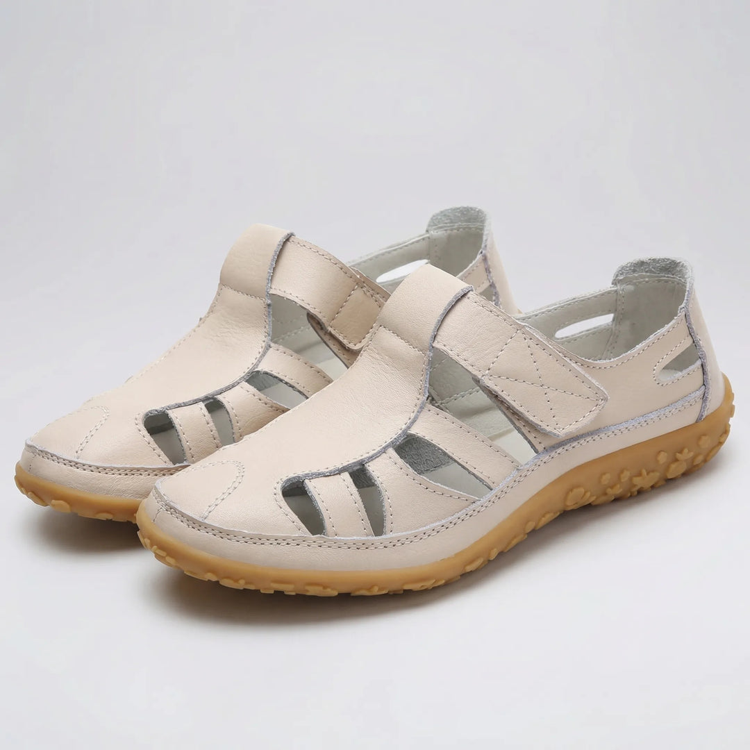 Stridelle - Closed-Toe Arch Support Sandal