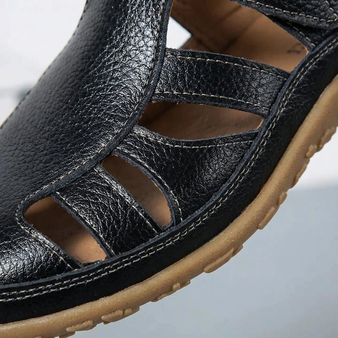 Stridelle - Closed-Toe Arch Support Sandal
