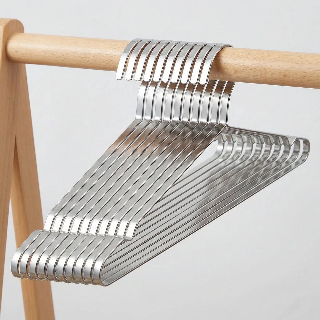 Veluria - Slim Velvet Anti-Slip Clothes Hanger