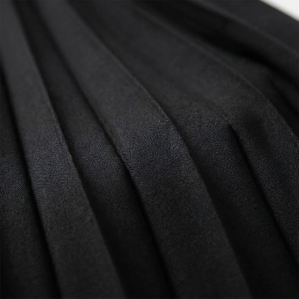 Korkeavyötäröinen pleated midi hame